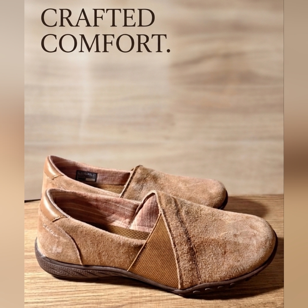 Skechers Relaxed Fit® Breathe Easy Kindred Women's Slip-On Shoes